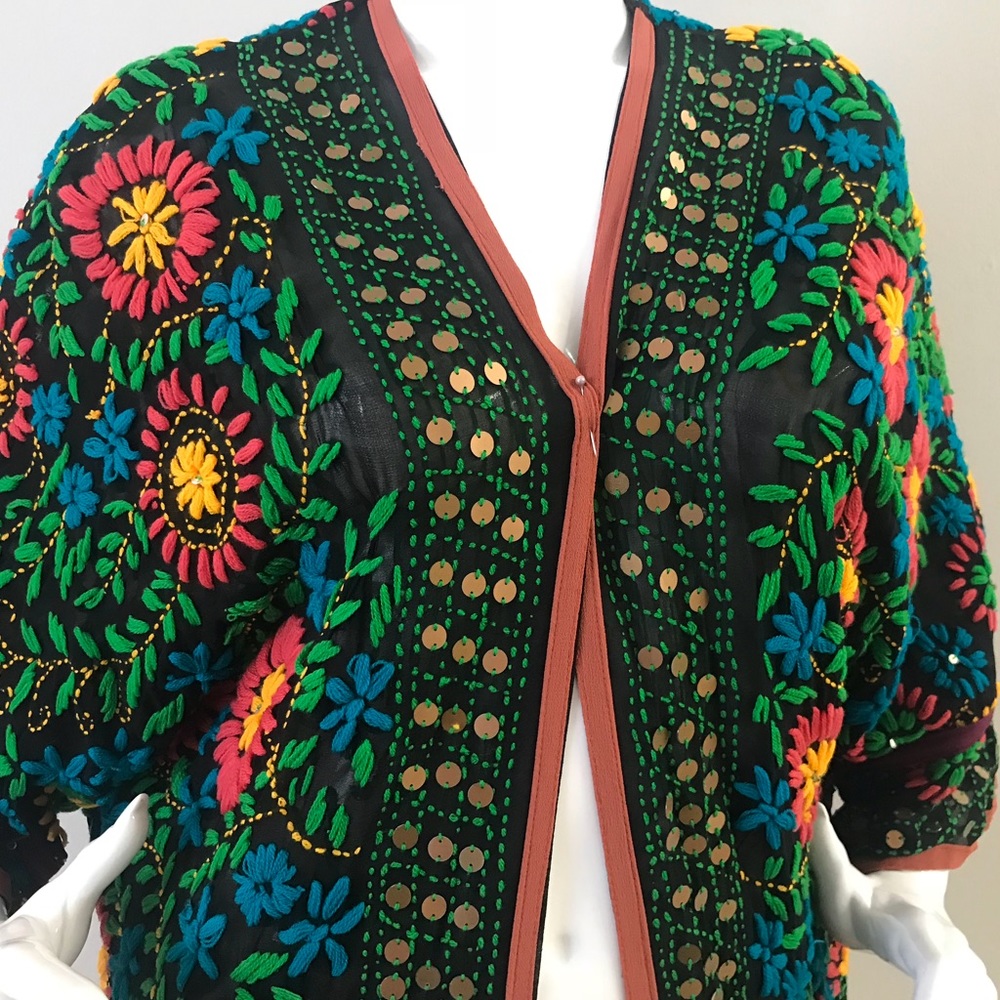 Beautiful Embroidered Fringe Black Robe/Jacket